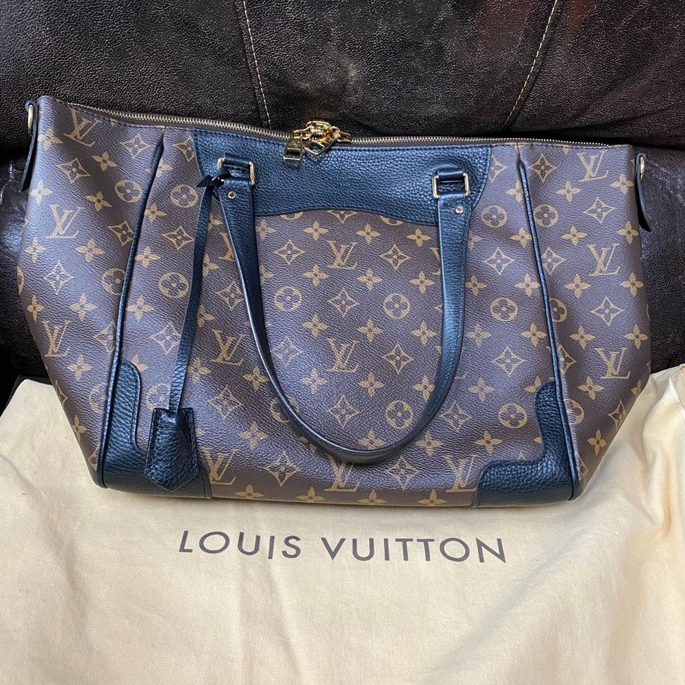 SOLD Louis Vuitton Estrella - Picture 1 of 11